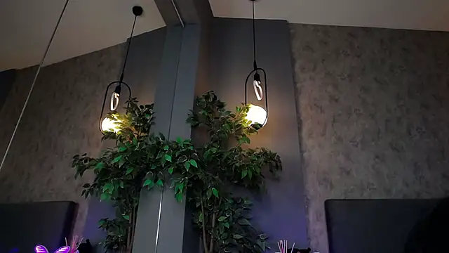 ScarlettJakobs live sex cam