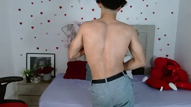 Caius_fox's cam snapshot