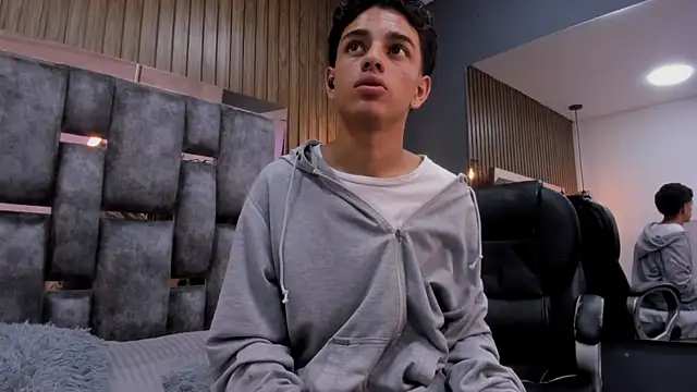 owen__johnson live sex cam