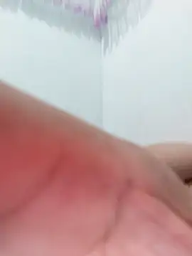 Baby-bigtits2026's cam snapshot