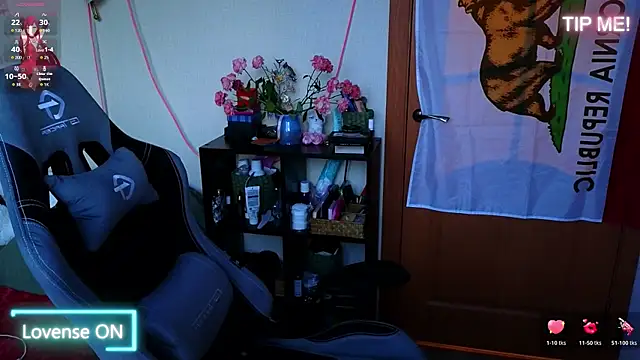 Lori_Myaf live sex cam