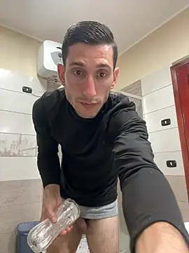 Gionnytav's cam snapshot