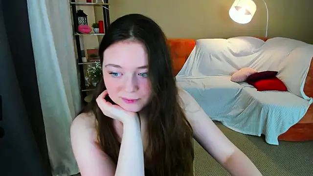 AlluringLookk's cam snapshot