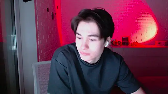 MarkusDean live sex cam