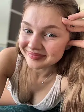 Emaline_Fane live sex cam