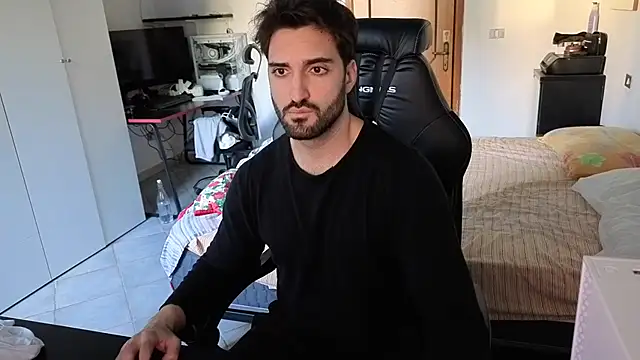 Al3xox02 live sex cam