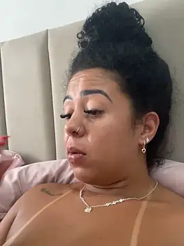 Cachinhossfd live sex cam