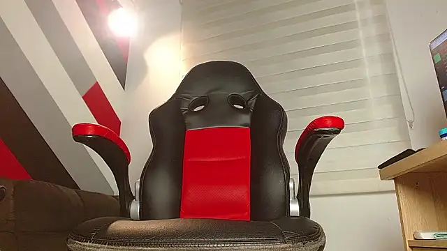 Zac_Golden's cam snapshot