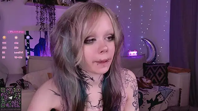 Lollyshy live sex cam