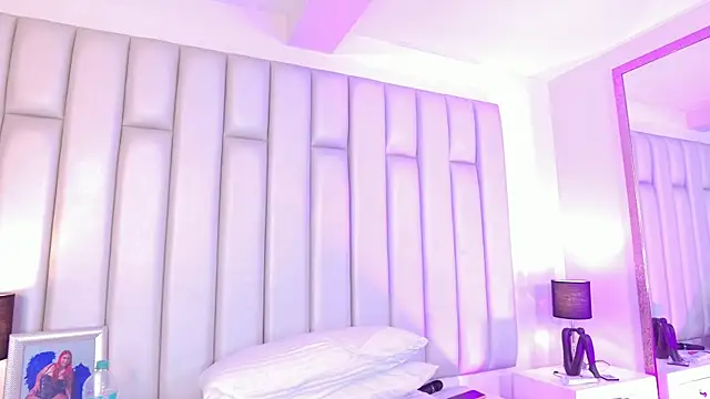 aandreaperez live sex cam