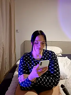 JUJUICY- live sex cam