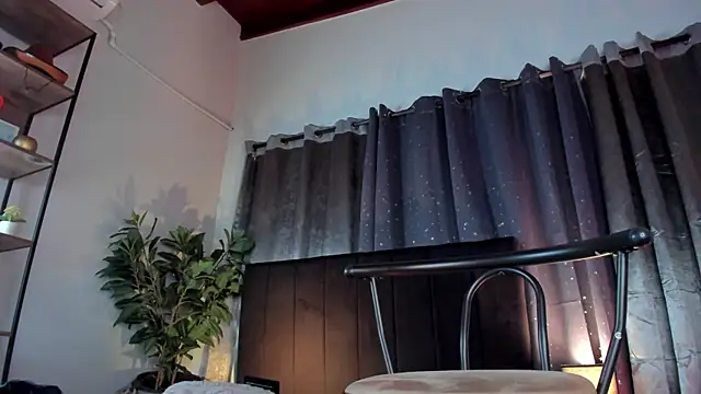 NovaaWheler live sex cam