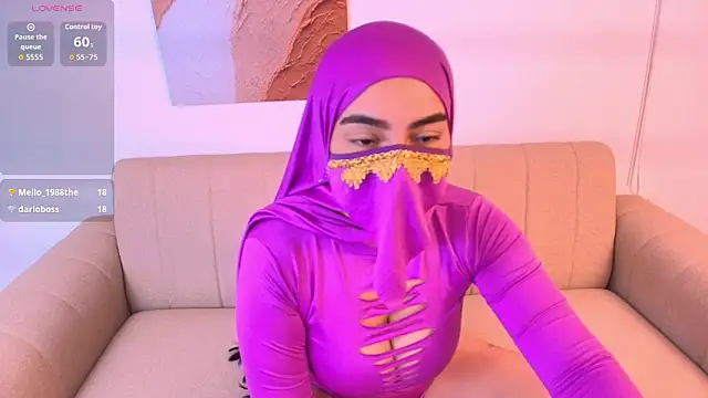 Malika_Noor's cam snapshot