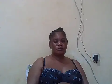 ANALQUEEN4 live sex cam