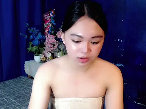 lustfullakim live sex cam