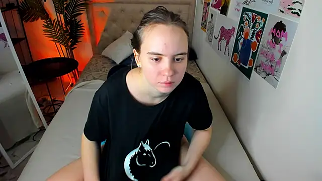 Lika_0ne's cam snapshot