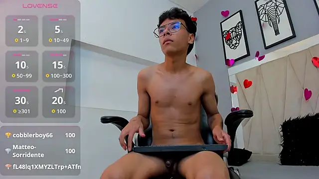 adams_bobby live sex cam