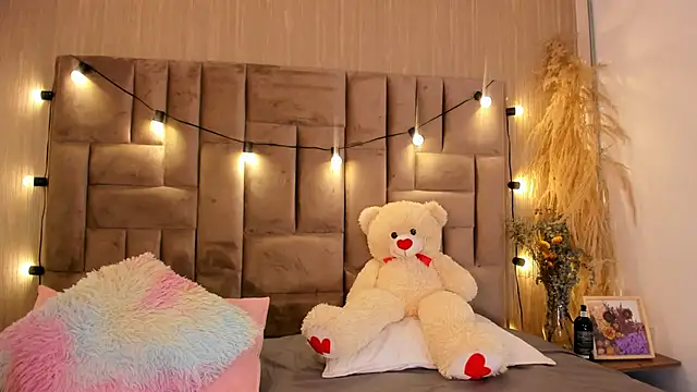 ClaradelMar's cam snapshot