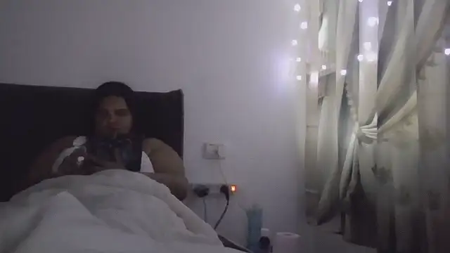 maayanlevi2 live sex cam