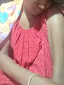 Sweet-runi live sex cam