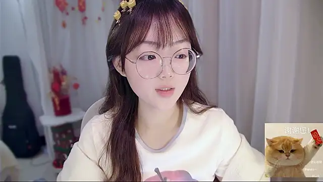 YUANYUAN-A live sex cam