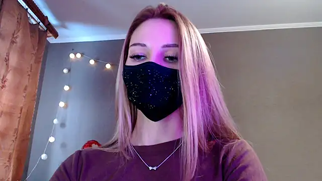 Iris_lave's cam snapshot