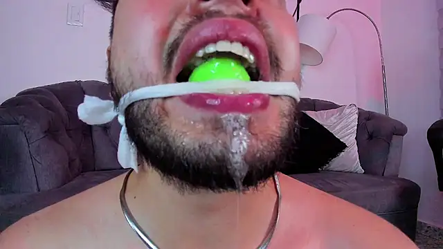 ethan_grace's cam snapshot