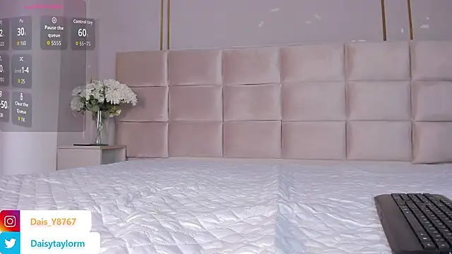DaisyTaylor__ live sex cam