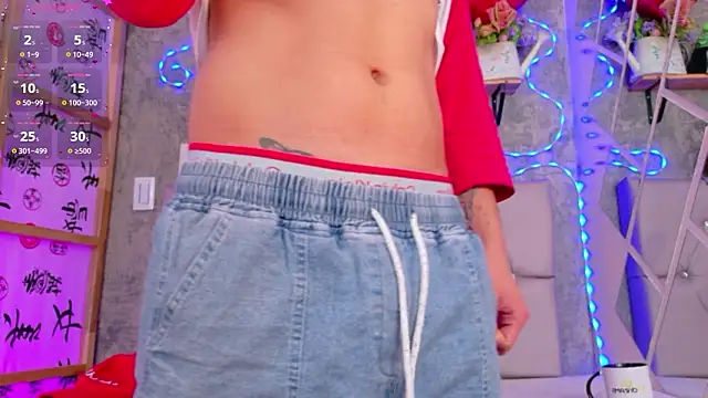 Naughty__Chriss's cam snapshot