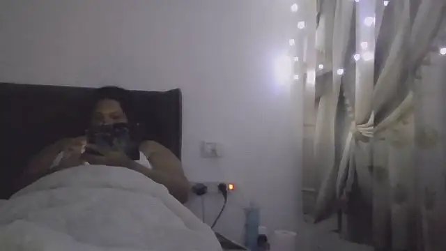 maayanlevi2 live sex cam