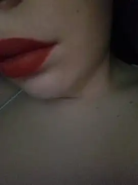 miraevelina live sex cam