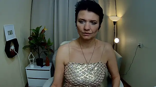 AvaSaturnian's cam snapshot