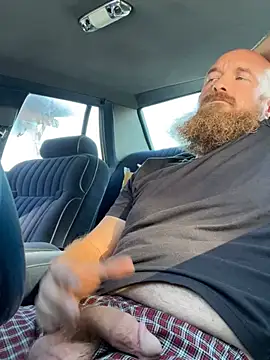 32XRedBeard live sex cam