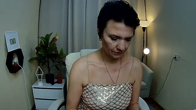 AvaSaturnian's cam snapshot