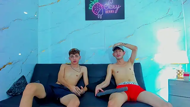 Spicy_guys's cam snapshot