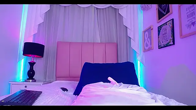 IsabelleDaza live sex cam