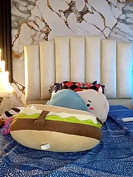 mollieblue69 live sex cam