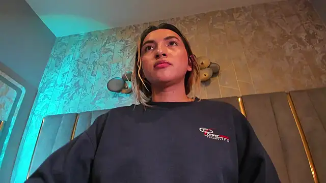 TomLondon_ live sex cam