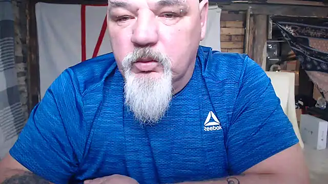 Newfiesausage1972 live sex cam