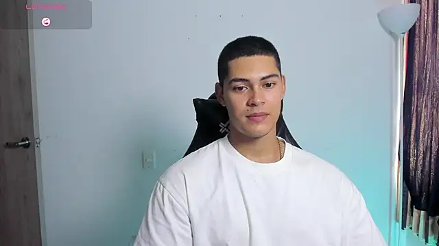 Iamdylan777 live sex cam