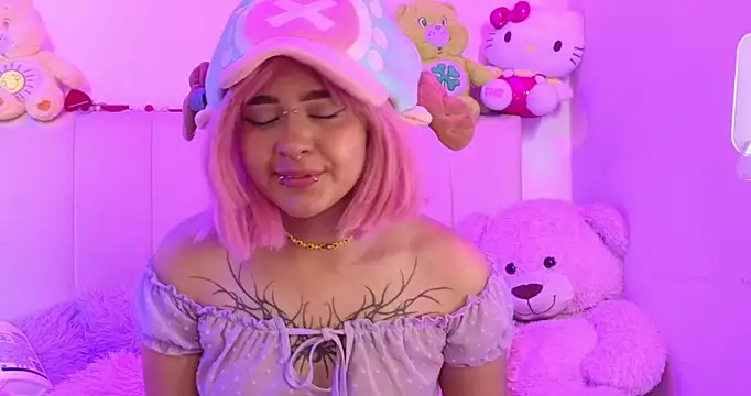 NekoWaifu's cam snapshot