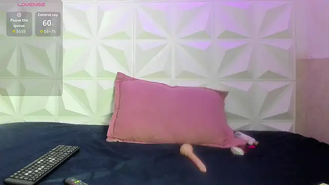 _Nadiiaa's cam snapshot