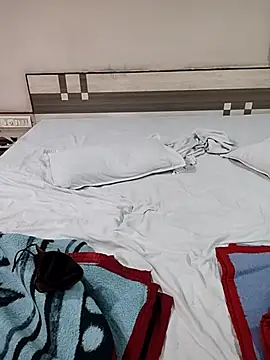 Desibhabhi82 live sex cam