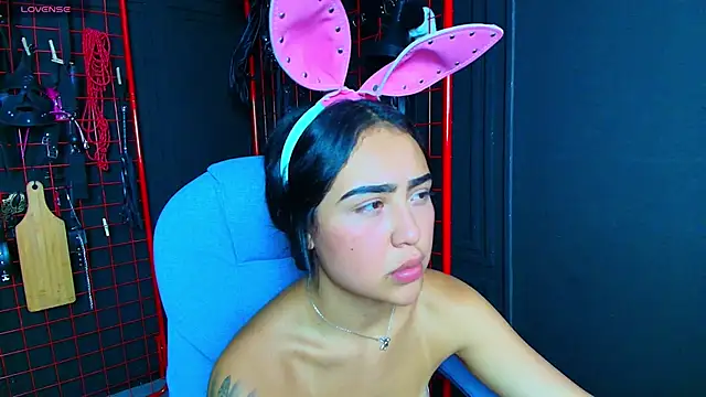 Velvet_Authority's cam snapshot