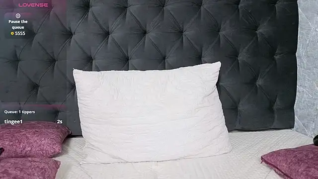 aria__monroe's cam snapshot