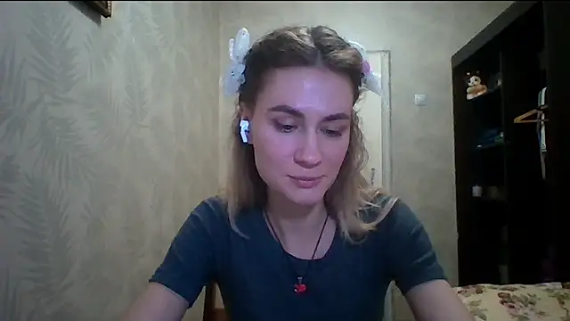 DeanneGilcher's cam snapshot