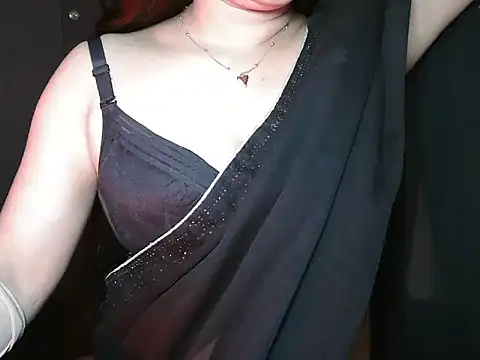 Royal_zara's cam snapshot