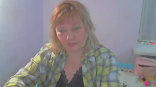 Lusi-777 live sex cam