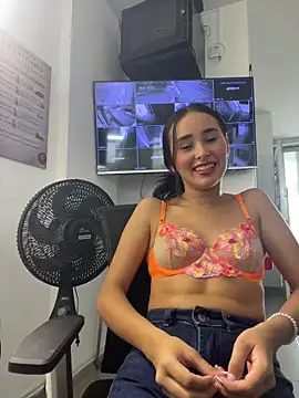 Ashlee_Monroee's cam snapshot