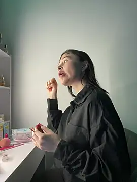 Just-Lilly live sex cam